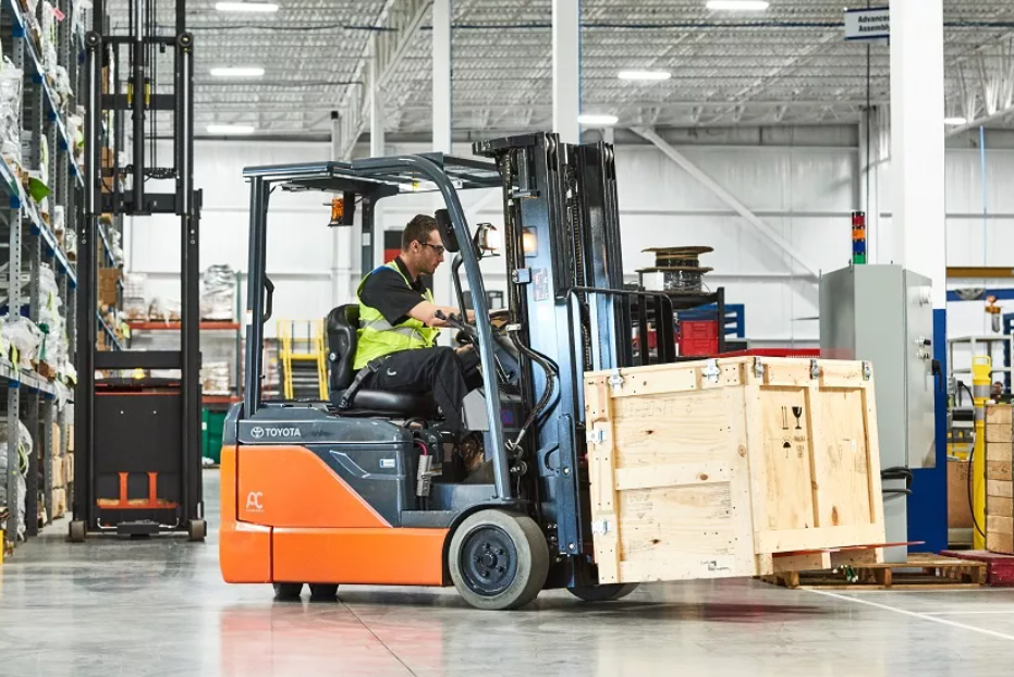 Forklift Battery Maintenance Tips