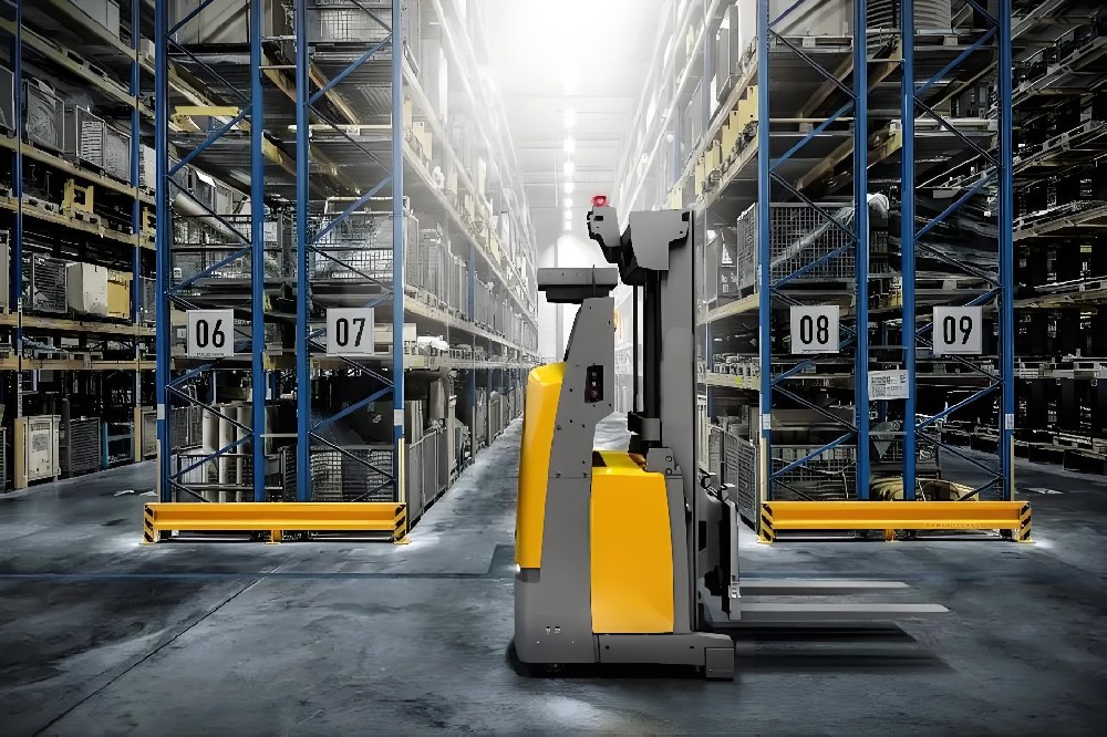 Application and Challenges of Electric Forklifts in Cold Chain Logistics